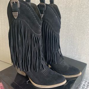 Fringed Women’s Boots